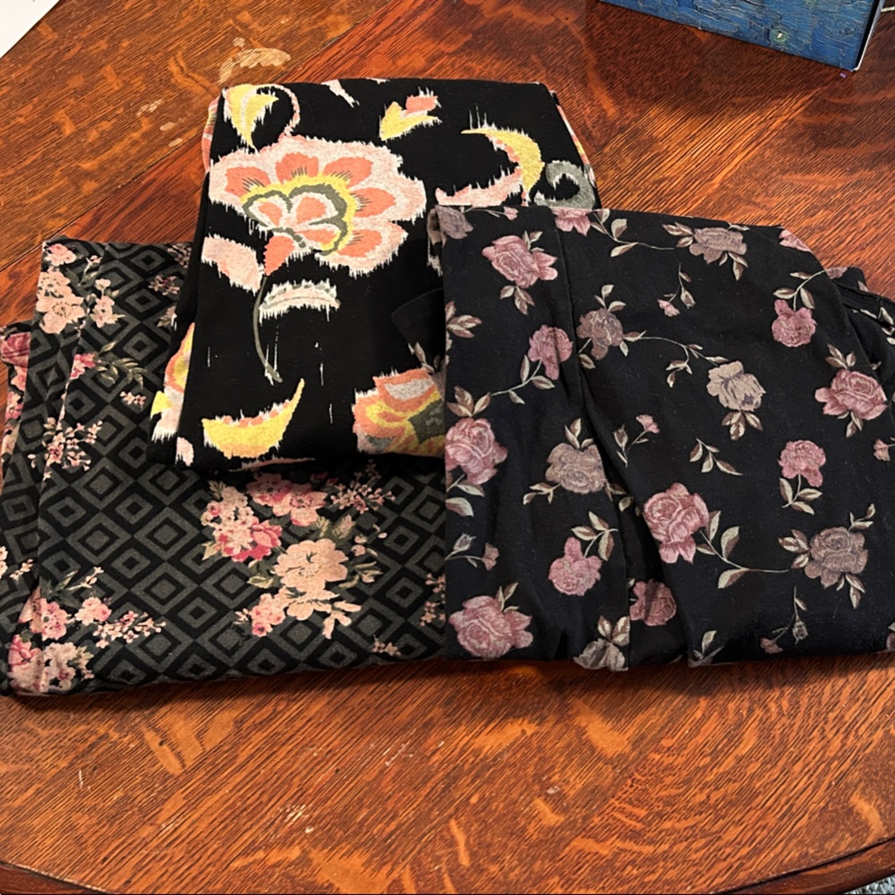 Torrid premium flared leggings LOT of 3 pairs